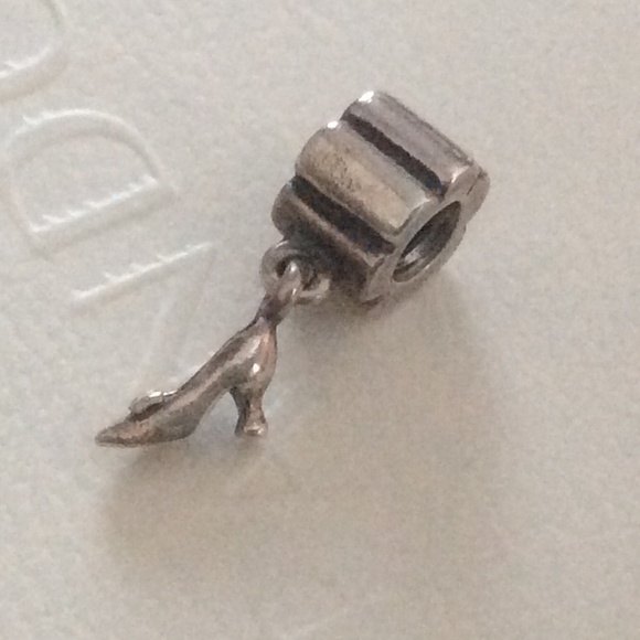 Pandora shoe charm - Picture 2 of 4